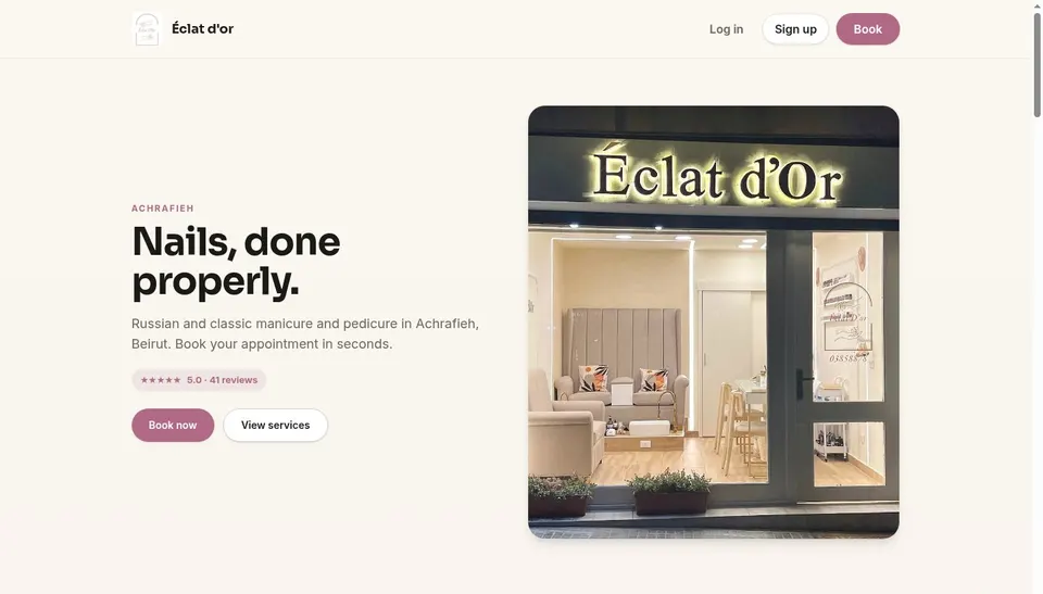 Éclat d'or, Nail salon