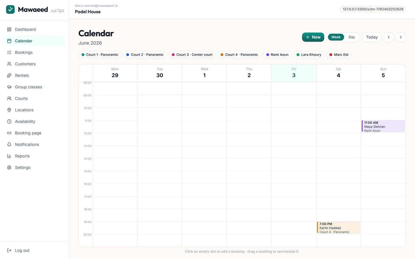 The calendar with color-coded staff bookings